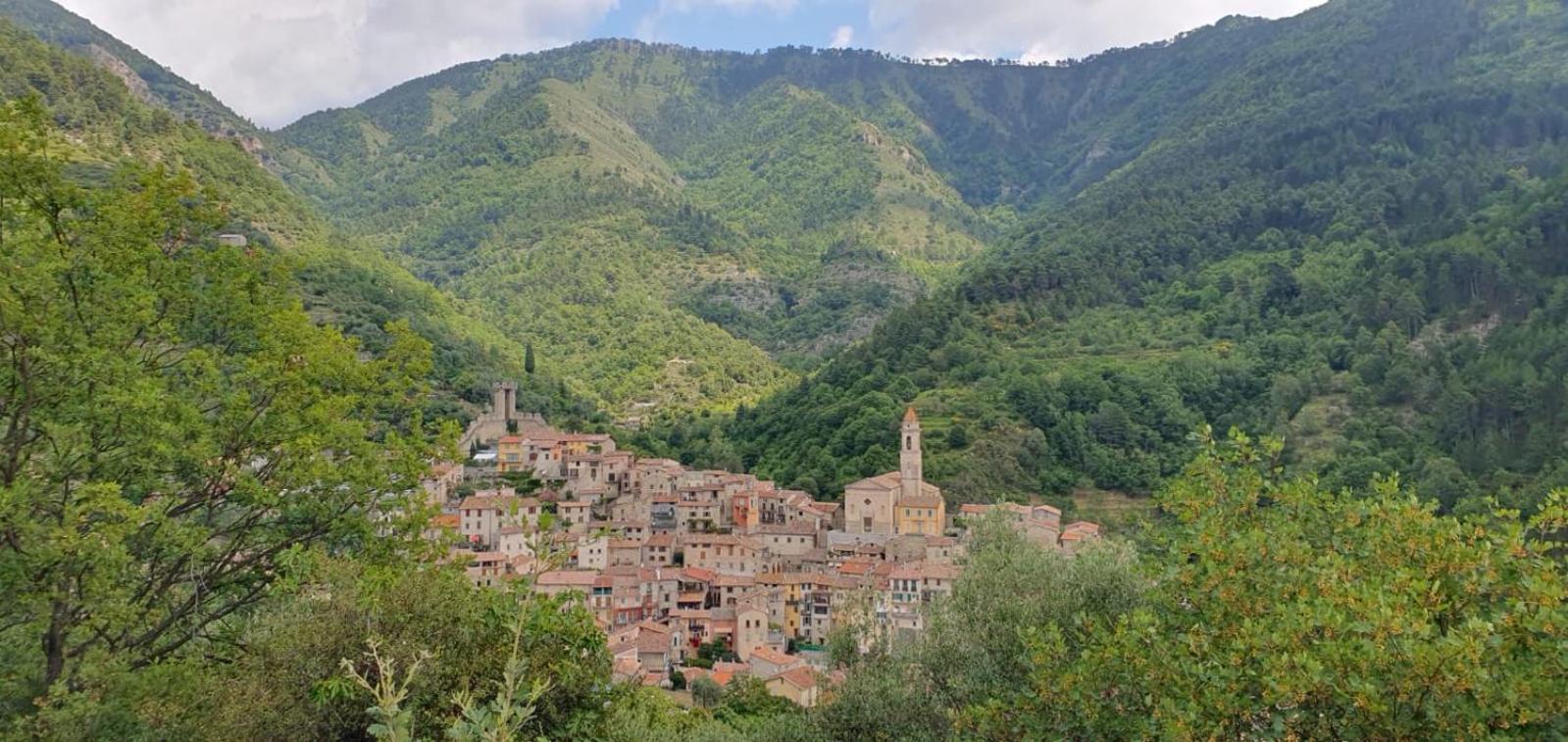 La Tiniera A Luceram - Maison Renovee 2023- Terrasse - Wifi - Village Des Creches 외부 사진