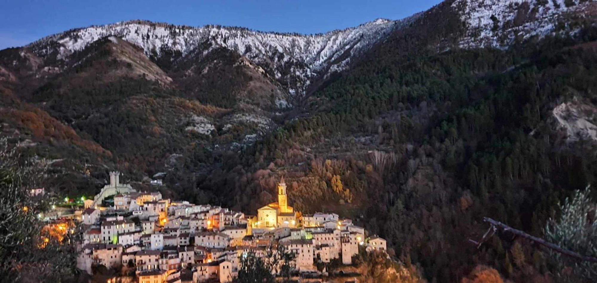 La Tiniera A Luceram - Maison Renovee 2023- Terrasse - Wifi - Village Des Creches 외부 사진